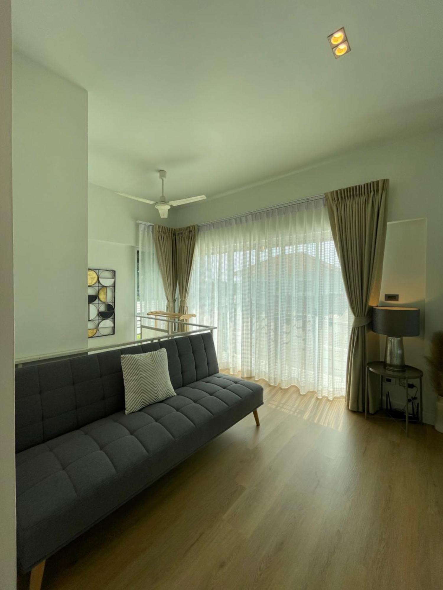 Anna Home@Lat Krabang Бангкок Екстер'єр фото