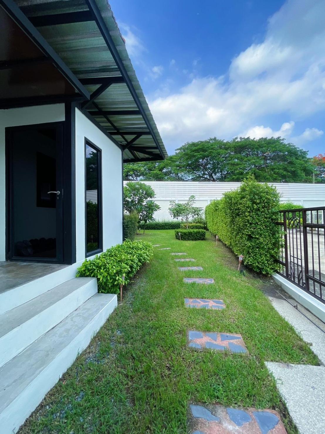 Anna Home@Lat Krabang Бангкок Екстер'єр фото