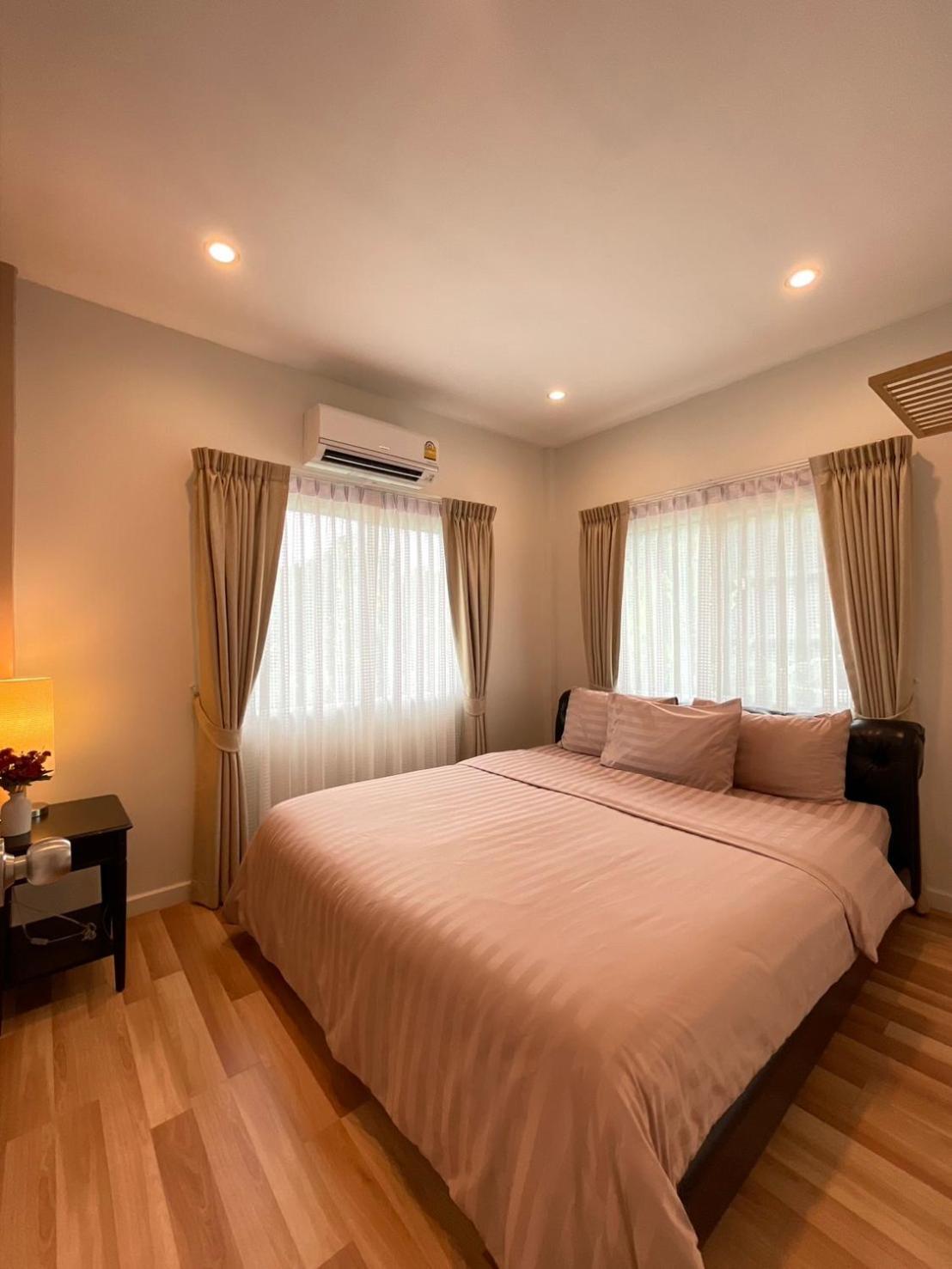 Anna Home@Lat Krabang Бангкок Екстер'єр фото