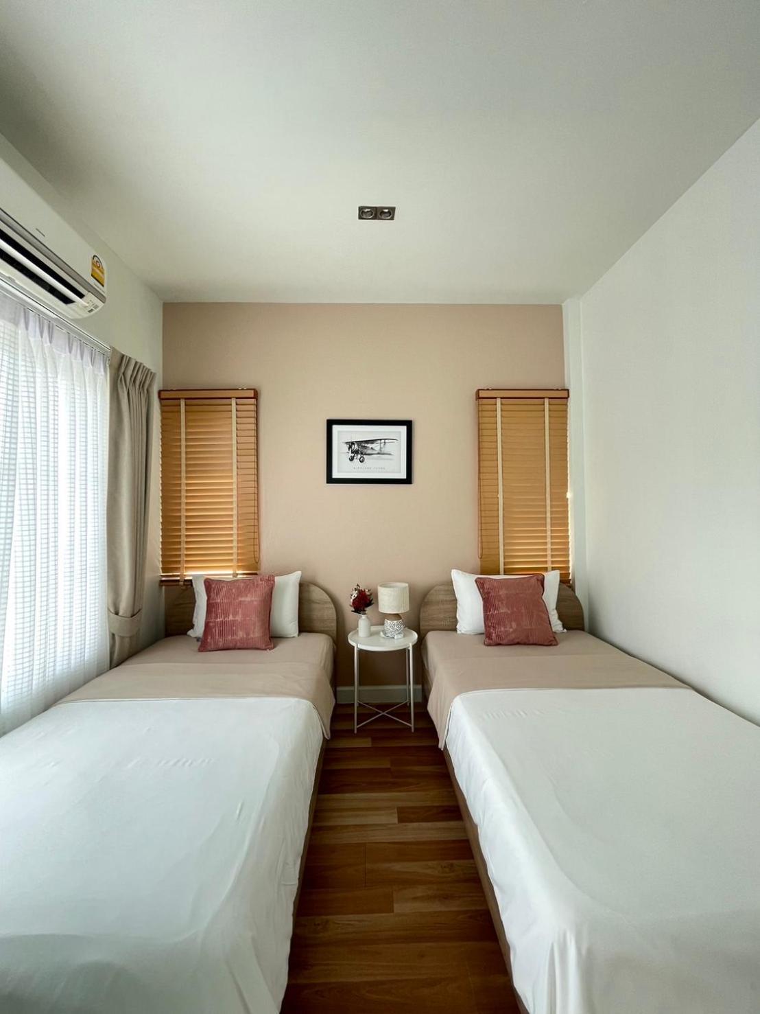 Anna Home@Lat Krabang Бангкок Екстер'єр фото